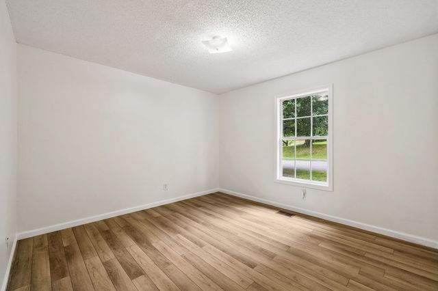 403 Martin St, Clarksville, TN 37040