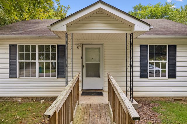 403 Martin St, Clarksville, TN 37040