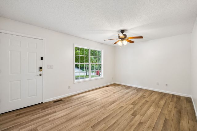 403 Martin St, Clarksville, TN 37040