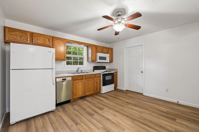 403 Martin St, Clarksville, TN 37040