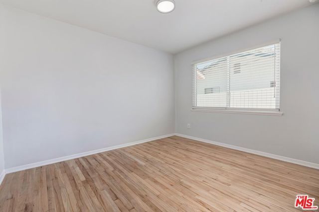22716 Kittridge Street, Los Angeles, CA 91307