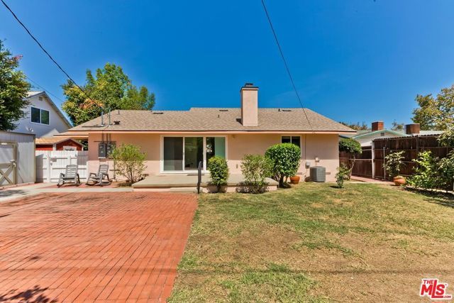 22716 Kittridge Street, Los Angeles, CA 91307