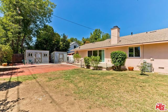 22716 Kittridge Street, Los Angeles, CA 91307