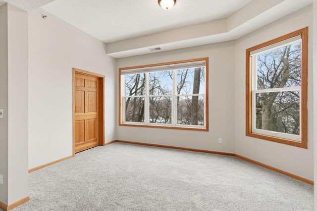 8500 Franlo Road 212, Eden Prairie, MN 55344