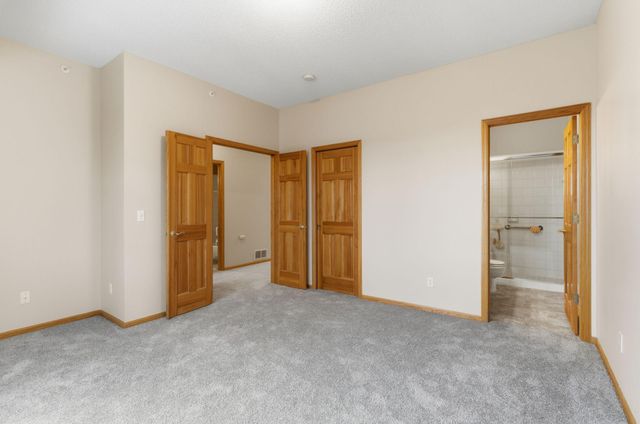 8500 Franlo Road 212, Eden Prairie, MN 55344