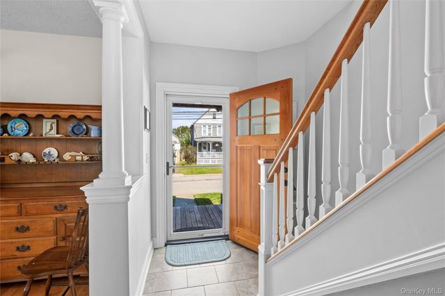19 Willow Place, Oyster Bay, NY 11771