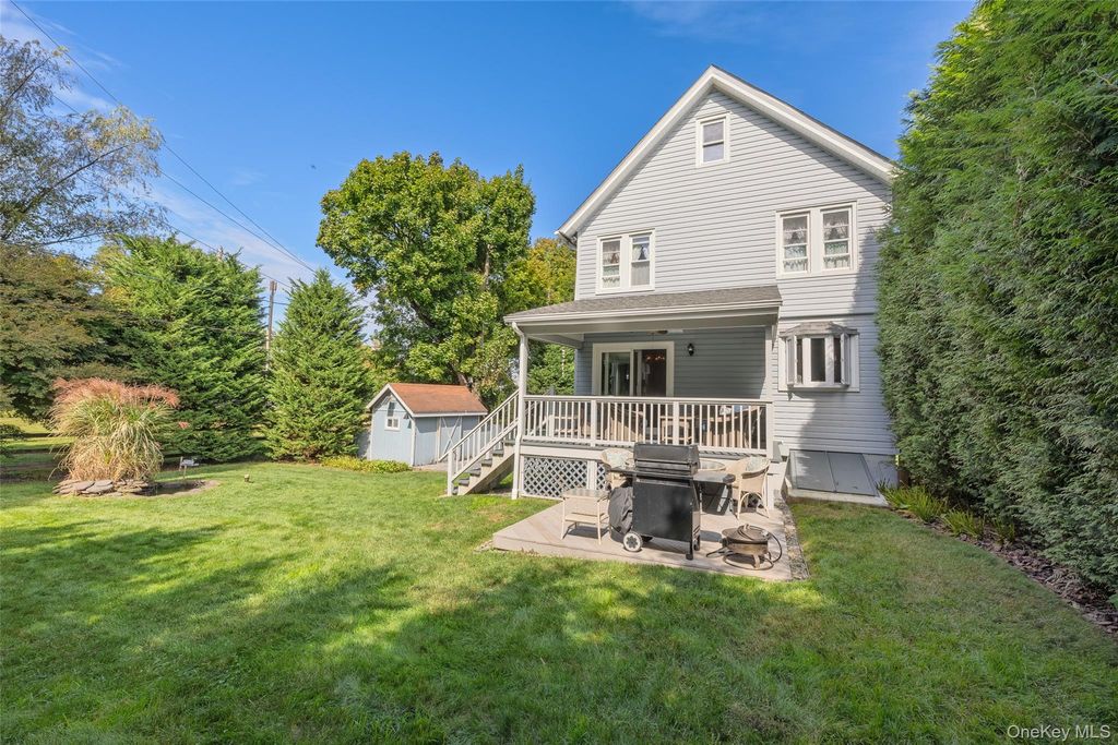 19 Willow Place, Oyster Bay, NY 11771 — photo 4