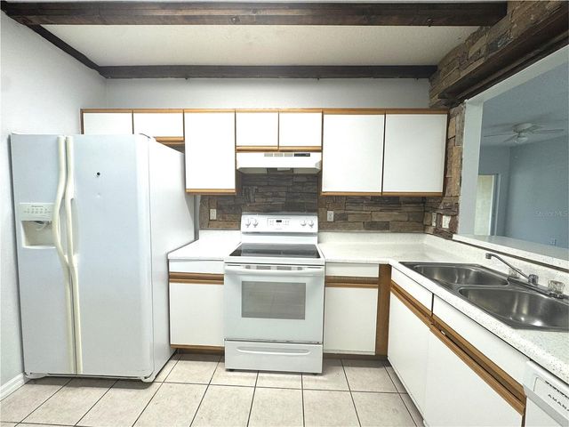 9621 LAKEDALE WAY 202, Riverview, FL 33578