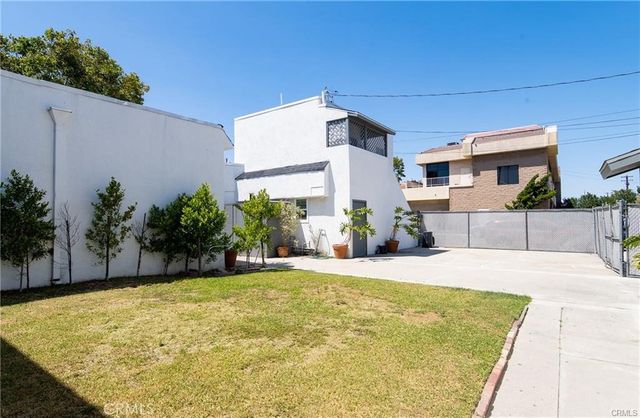 13000 Paramount, Downey, CA 90242