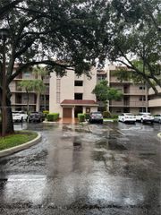 1931 Sabal Palm Dr 204, Davie, FL 33324