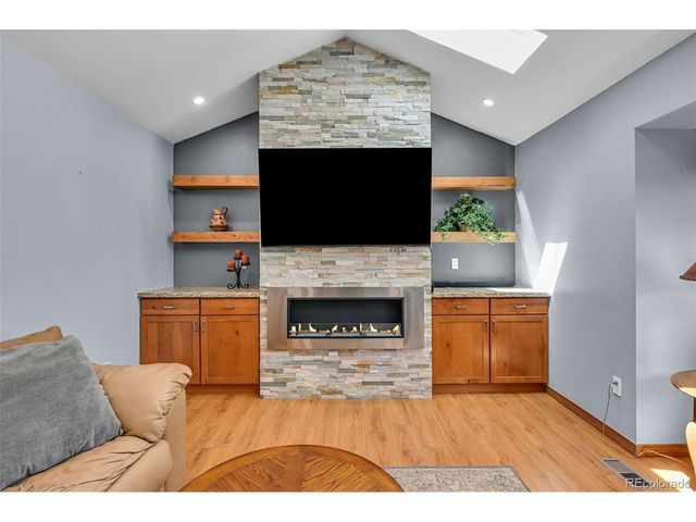 5877 S Lisbon Way, Centennial, CO 80015