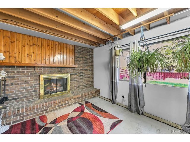 5877 S Lisbon Way, Centennial, CO 80015