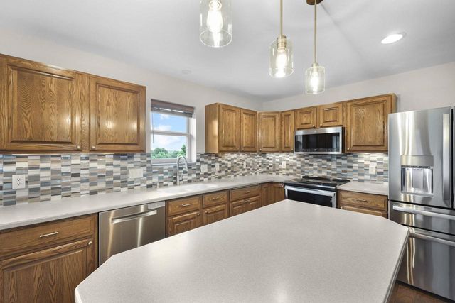 3029 Snowcap Trail, Madison, WI 53719