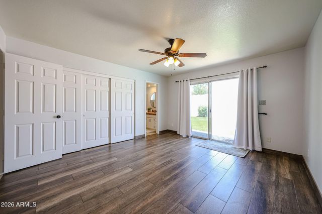 1812 W TOPEKA Drive, Phoenix, AZ 85027