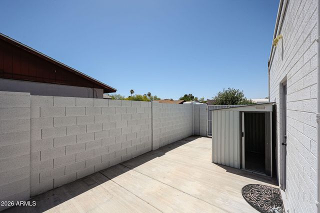 1812 W TOPEKA Drive, Phoenix, AZ 85027