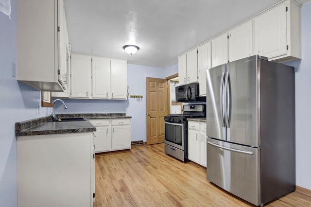 1175 Valley View Road, Lake City, MN 55041