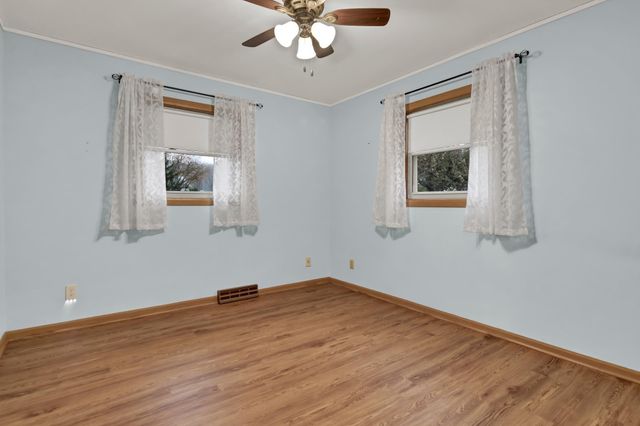 1175 Valley View Road, Lake City, MN 55041