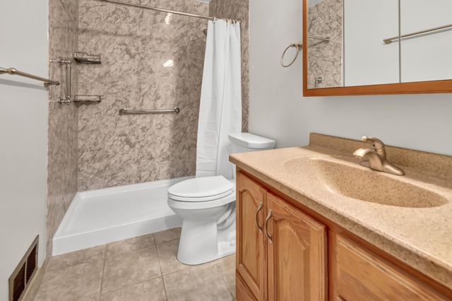 1175 Valley View Road, Lake City, MN 55041