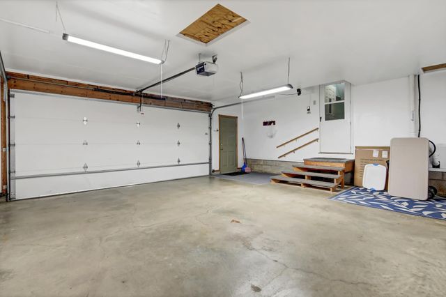 1175 Valley View Road, Lake City, MN 55041