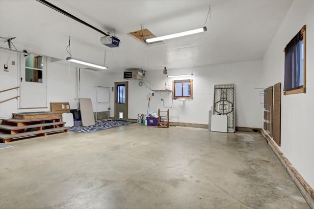 1175 Valley View Road, Lake City, MN 55041