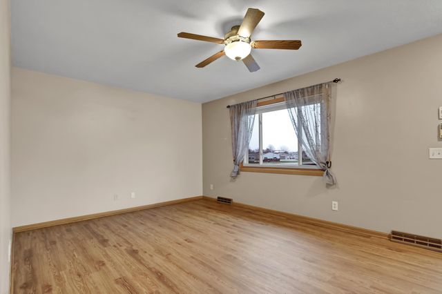 1175 Valley View Road, Lake City, MN 55041