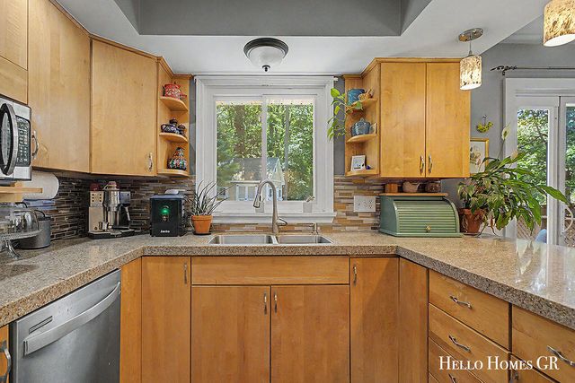 16680 Quincy Street, Holland, MI 49424