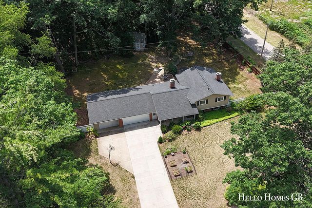 16680 Quincy Street, Holland, MI 49424