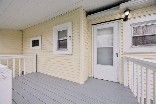 557 Howard Avenue, Aurora, IL 60506