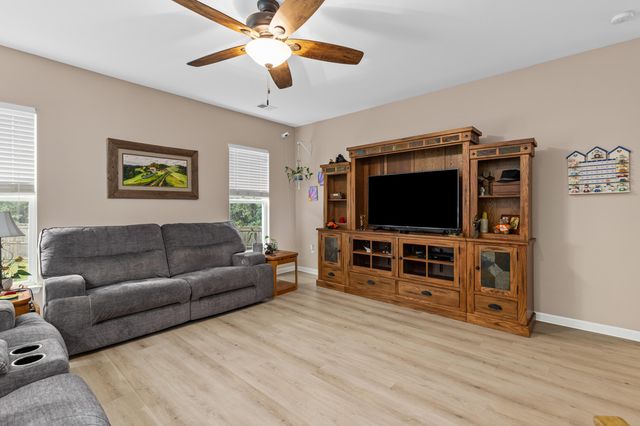 303 Bibiana Lane, Goose Creek, SC 29445