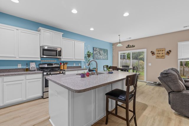 303 Bibiana Lane, Goose Creek, SC 29445