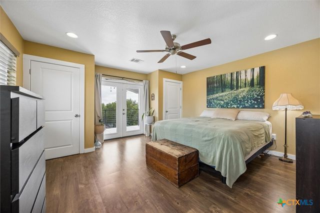 730 Spoke Hollow Road, Lockhart, TX 78644