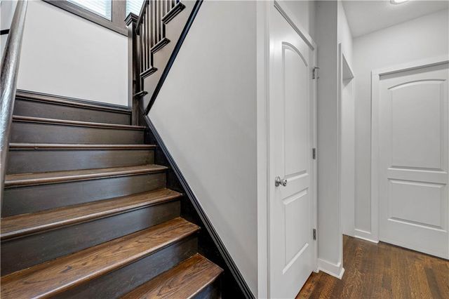 1400 E 28th Street, Kansas City, MO 64109