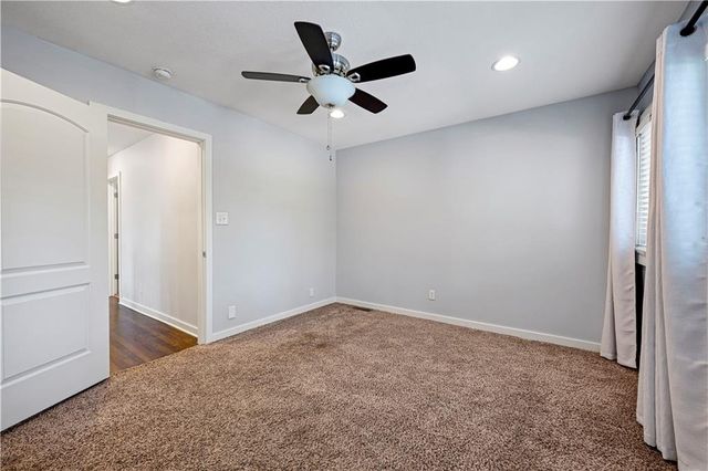 1400 E 28th Street, Kansas City, MO 64109