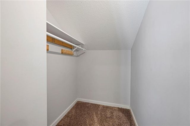 1400 E 28th Street, Kansas City, MO 64109