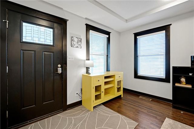 1400 E 28th Street, Kansas City, MO 64109