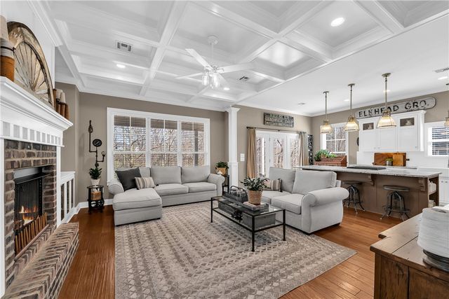 900 Towerhill Drive, Cave Springs, AR 72718