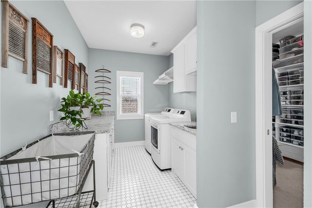 900 Towerhill Drive, Cave Springs, AR 72718