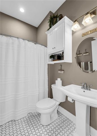 900 Towerhill Drive, Cave Springs, AR 72718