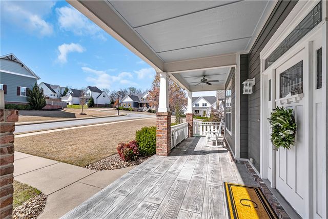 900 Towerhill Drive, Cave Springs, AR 72718