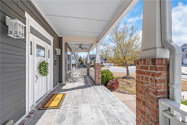 900 Towerhill Drive, Cave Springs, AR 72718