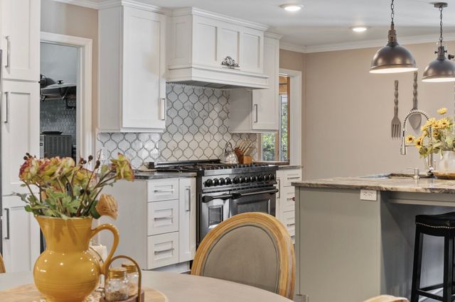 302 Mohican Dr., Georgetown, SC 29440