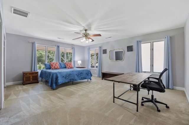 302 Mohican Dr., Georgetown, SC 29440