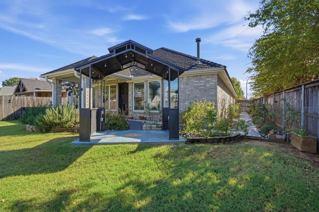 12701 Beech Tree Lane, Fort Worth, TX 76040