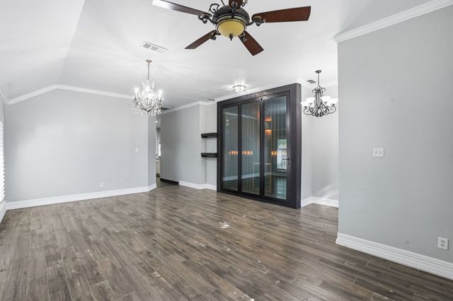 12701 Beech Tree Lane, Fort Worth, TX 76040