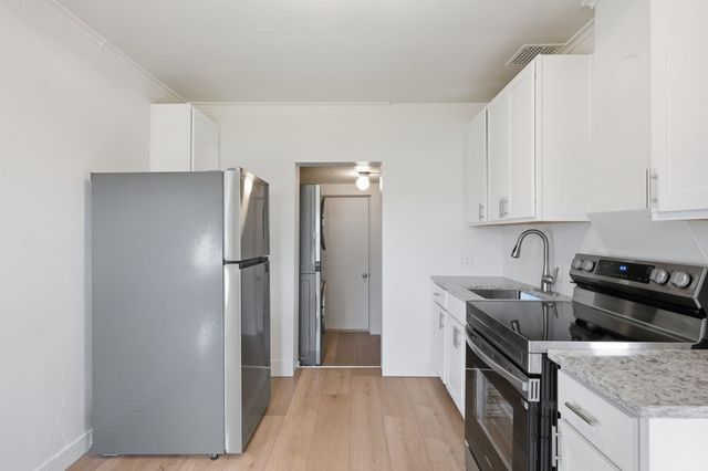 923 E Courtland Ave, Spokane, WA 99207