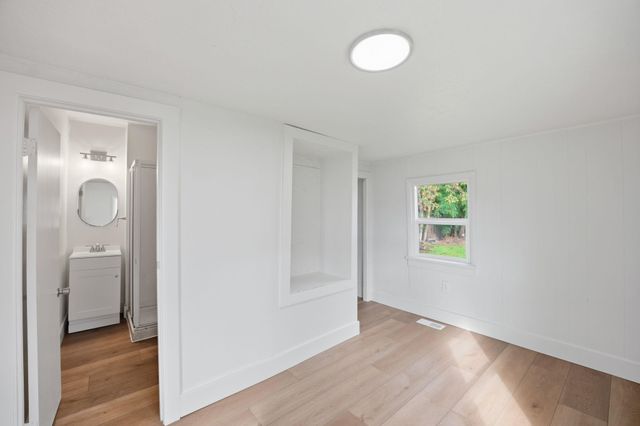 923 E Courtland Ave, Spokane, WA 99207