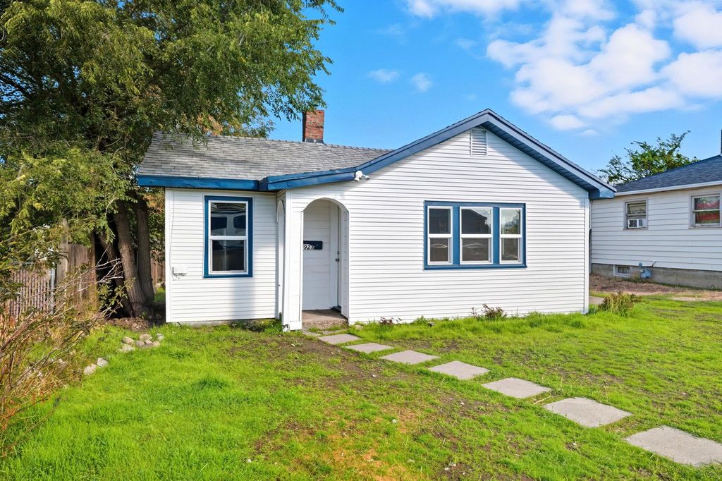 923 E Courtland Ave, Spokane, WA 99207