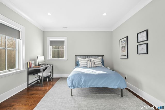 42 Hillcrest Road, New Canaan, CT 06840