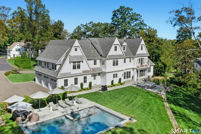 42 Hillcrest Road, New Canaan, CT 06840