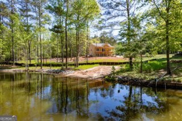 385 Thomas Drive, Eatonton, GA 31024